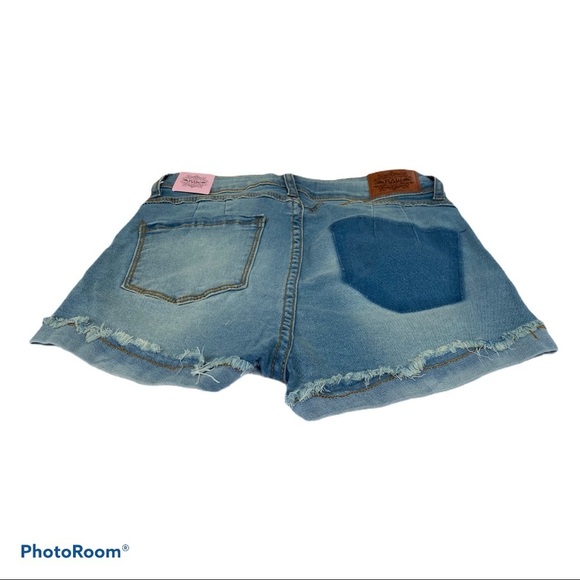 RAW 7 DISTRESSED DENIM SHORTS SIZE 5 - Picture 2 of 3